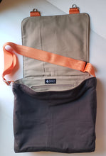 Load image into Gallery viewer, Cargo Duffel