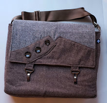 Load image into Gallery viewer, Laptop Messenger