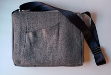 Load image into Gallery viewer, Laptop Messenger