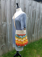 Load image into Gallery viewer, Rachel Messenger