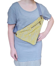 Load image into Gallery viewer, Slim Sling
