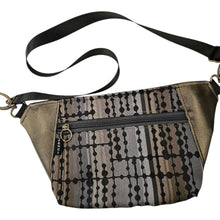 Load image into Gallery viewer, Hip bag
